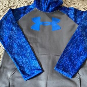 Boys Under Armour Sweatshirt worn once!